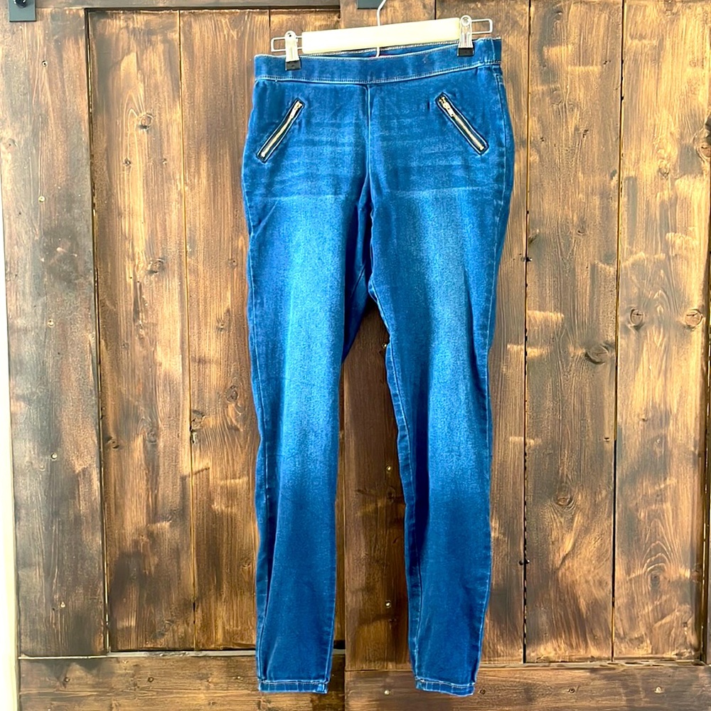 Jennifer Lopez womens jeans size 6